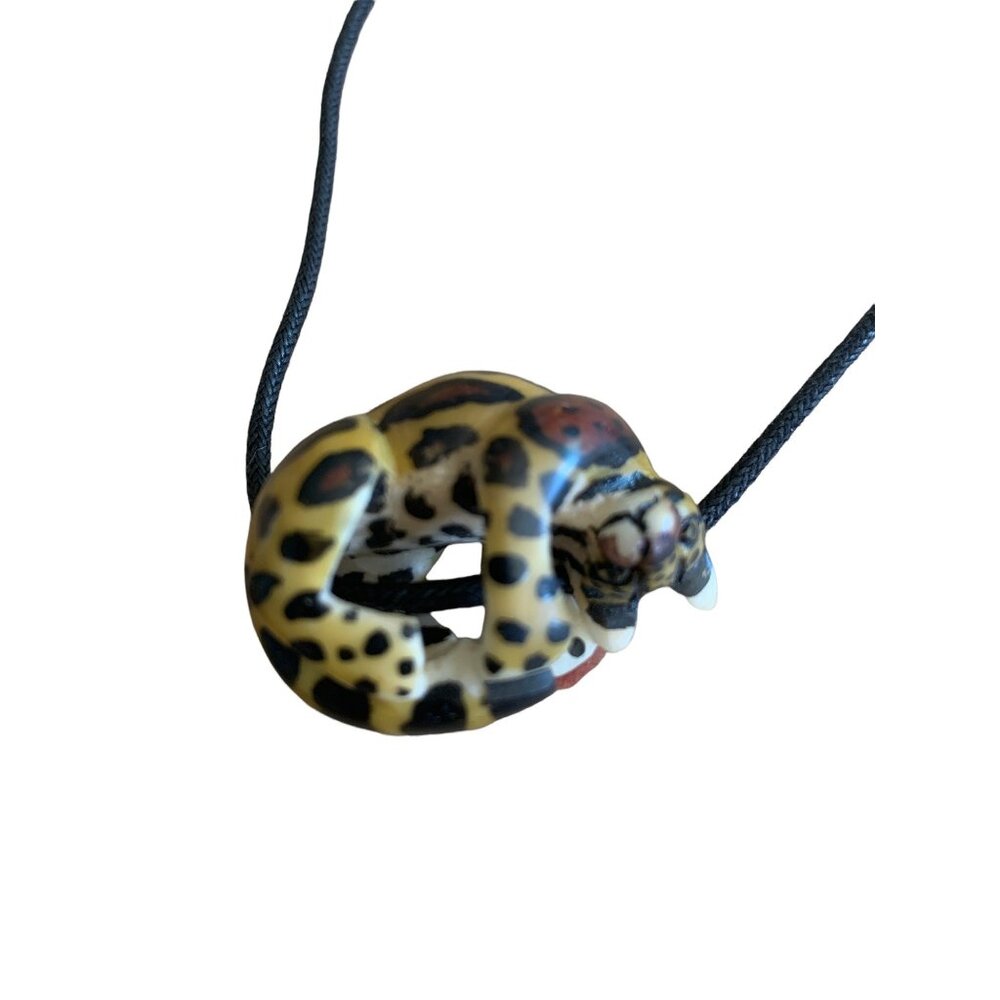 🌸3/$15🌸Curled Leopard on Black Nylon Rope Necklace